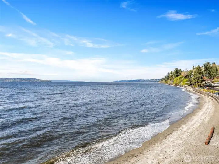 Enjoy a day at the beach in the summer. Enjoy a day at the beach in the summer.