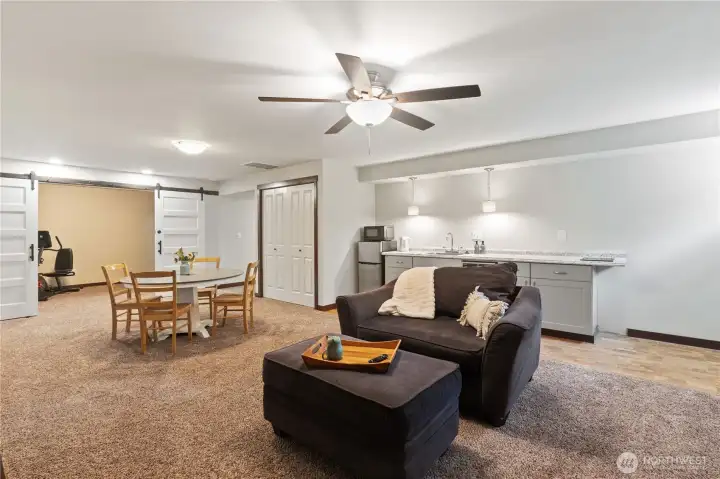 Huge rec room on the lower level
