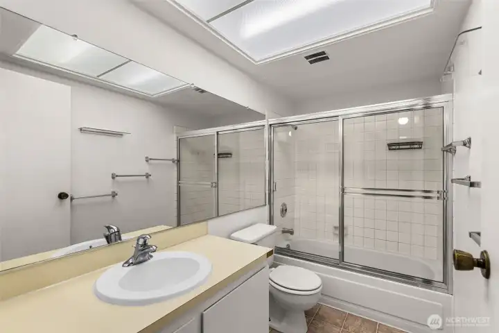 Main bath Main bath