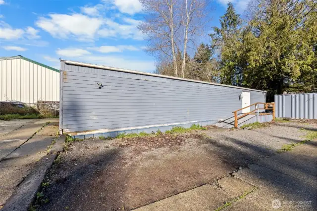 Hobby Space in Outbuilding