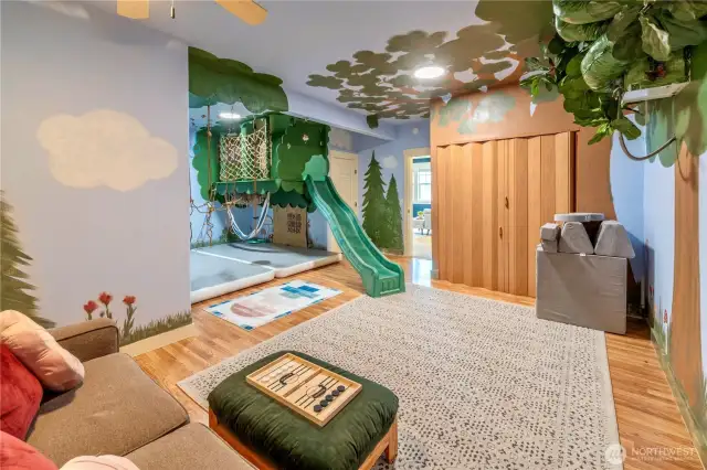sleeper sofa for more beds & plenty of playspace