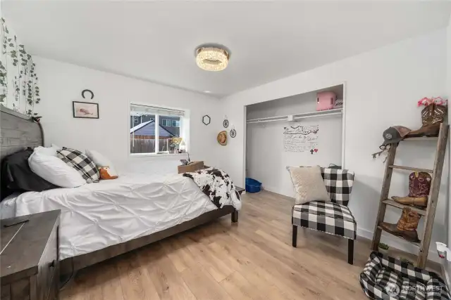 2nd bedroom