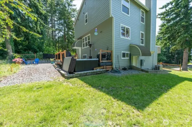 Expansive fenced in backyard for fur babies.