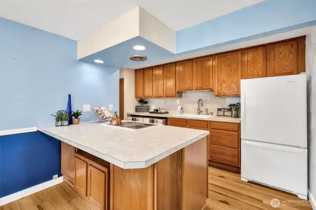 Breakfast bar in kitchen.