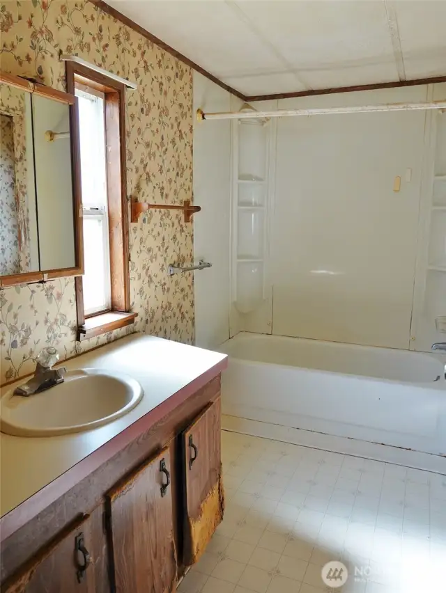 Master Bathroom.