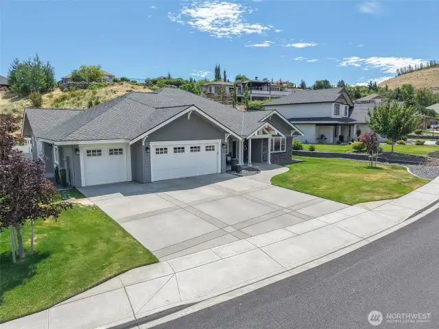 3 Car Garage, Large Driveway, Well-Maintained & Mature Landscaping