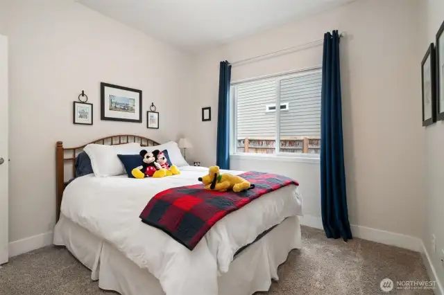 spare bedroom
