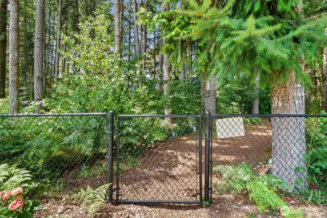 Access to community trails