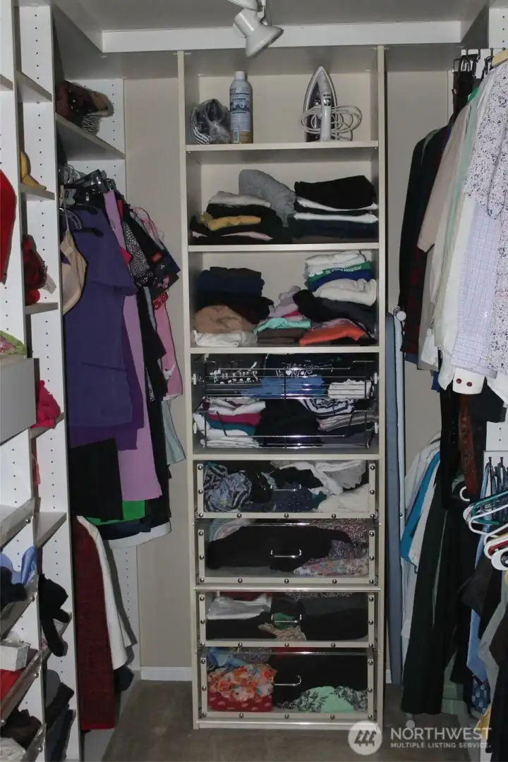 Walk in closet