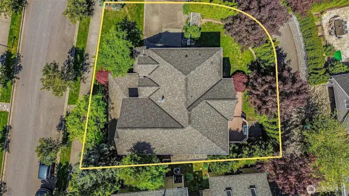 Lot lines are approximate, buyer to confirm.