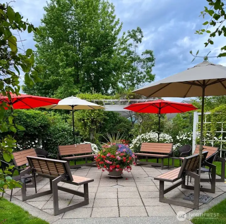 Stroll along scenic walking paths to the Garden Village gazebo, a picturesque community amenity nestled among mature trees and park-like landscaping. Stroll along scenic walking paths to the Garden Village gazebo, a picturesque community amenity nestled among mature trees and park-like landscaping.