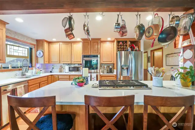 Large kitchen island!