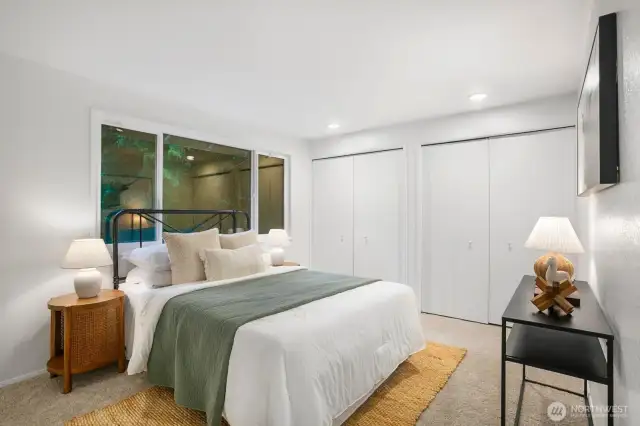 2nd bedroom