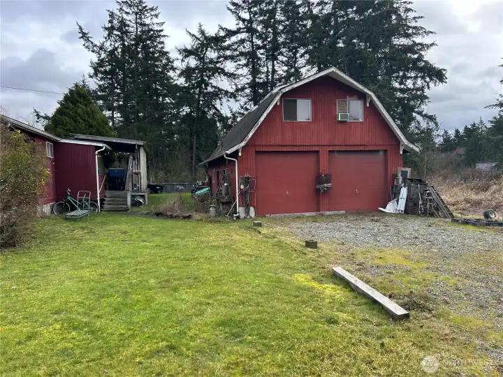 Shop has concrete poured foundation