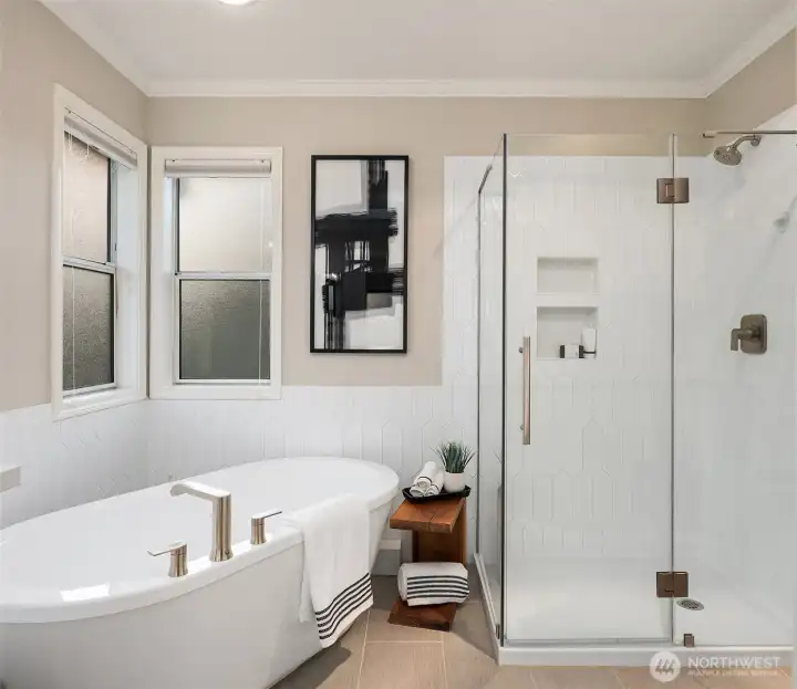 Glorious Soaking Tub & Separate Shower