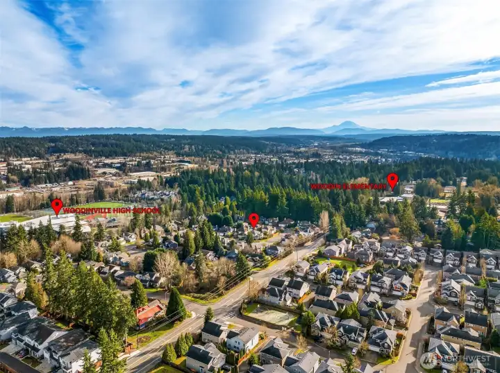 Walking Distance to Woodinville High & Woodin Elementary
