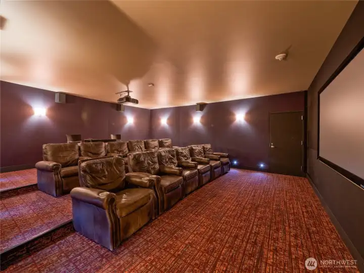 Private screening room - South Tower - First floor