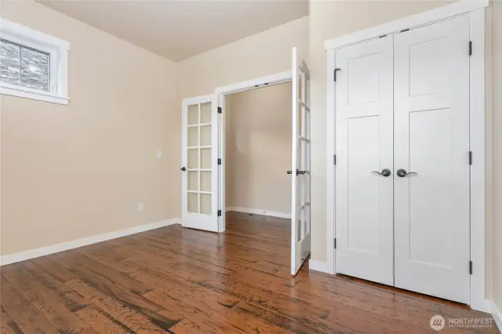 Nice size closet too!