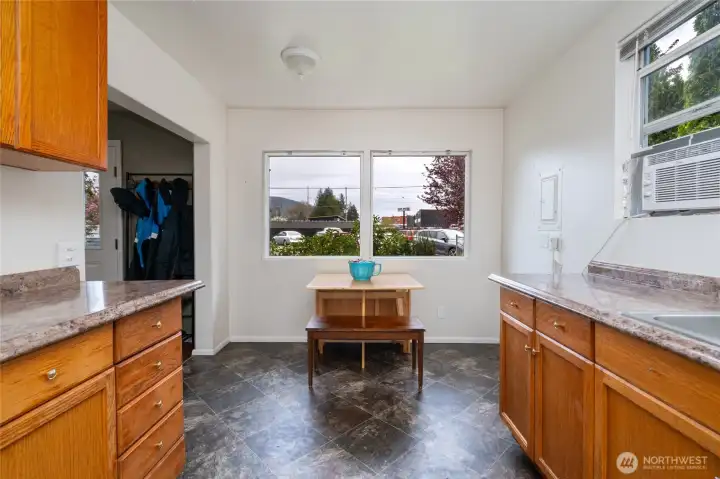 Kitchen with Eating Space