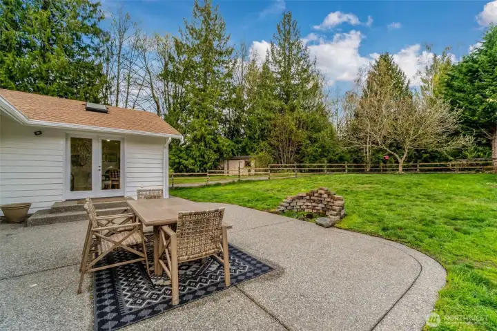 Cozy up to the Firepit