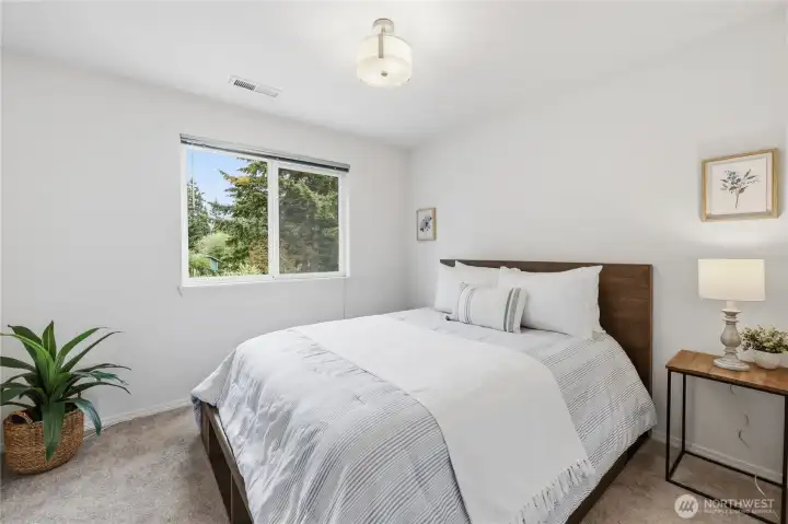 3rd Bedroom also overlooks Backyard. 3rd Bedroom also overlooks Backyard.