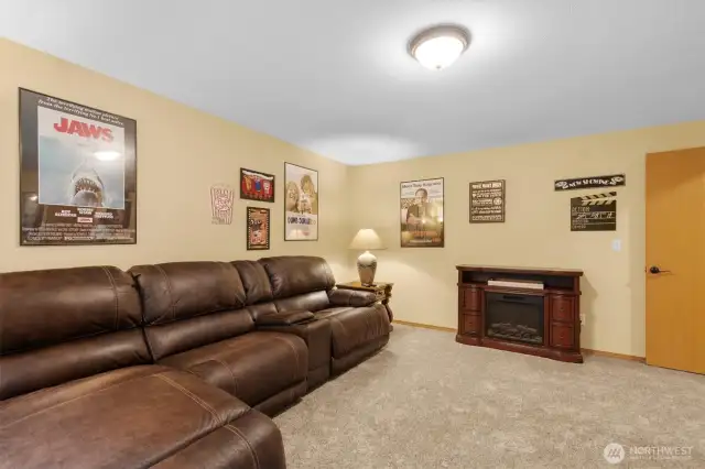 Living Area 2