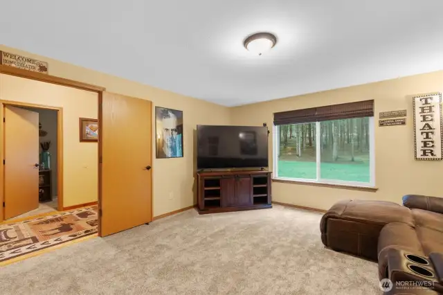 Living Area 2