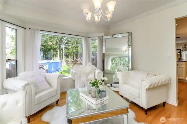 dining room / formal room