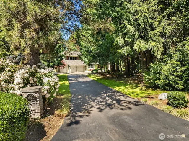 Access to the property is via a long and grand main entrance that gives the feel of entering a large estate.
