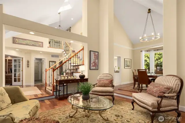 The open living area is another great feature of the main floor. The dining area and living room are both roomy and well-lit, and together they make up an open area. The tall ceilings here add to the grandeur of the room and contribute to the openness of the space.