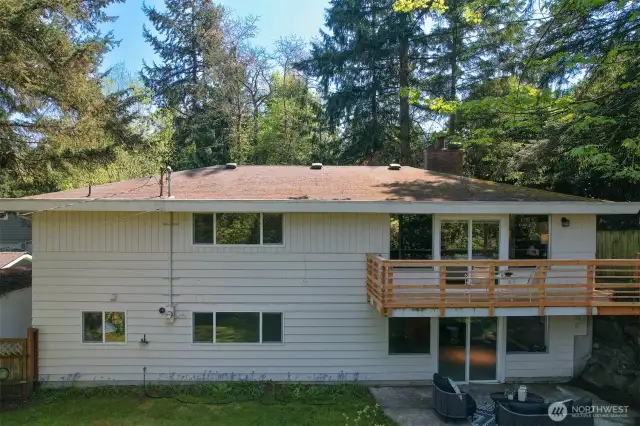 Back of house facing Juanita Drive.