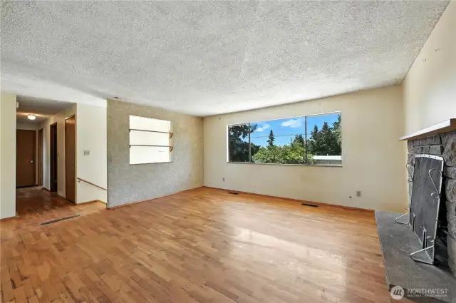 Bright living room!