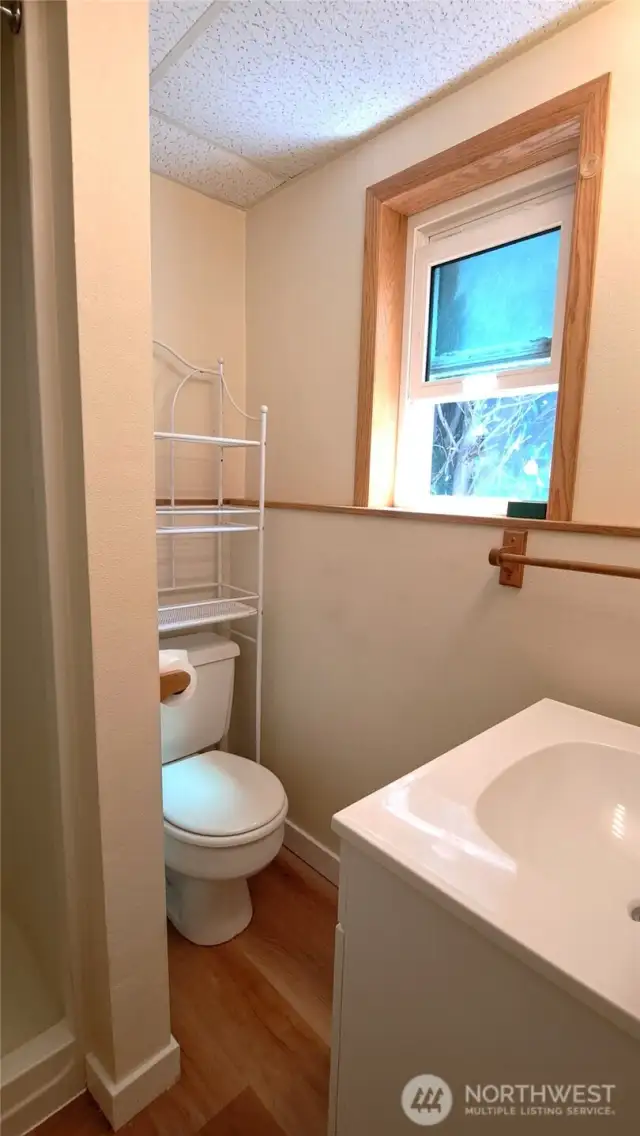 Downstairs 3/4 bath