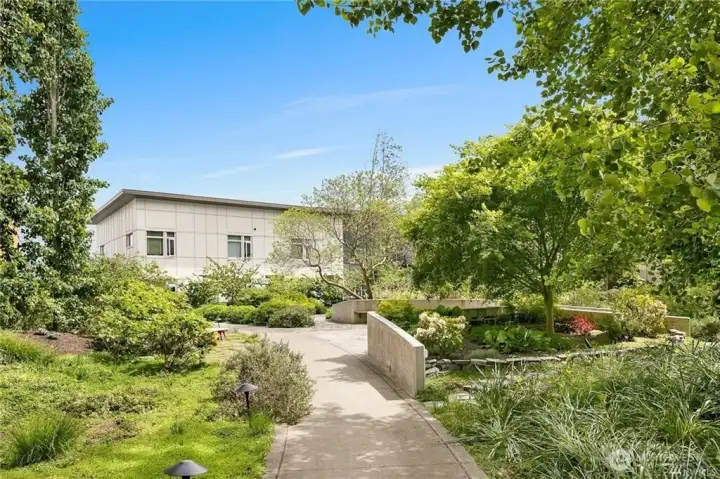 Park like setting grounds.