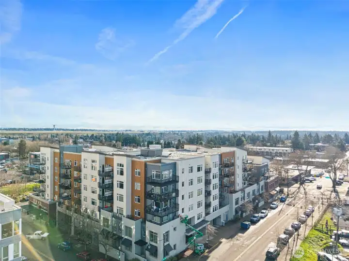 So close to restaurants, bars, shops and more.