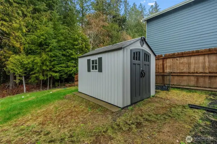 Storage shed off deck