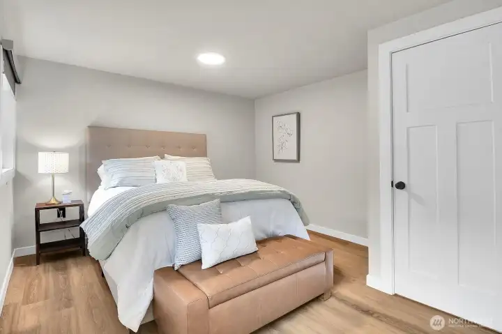 And there's plenty of space on both sides and at the foot of the bed.