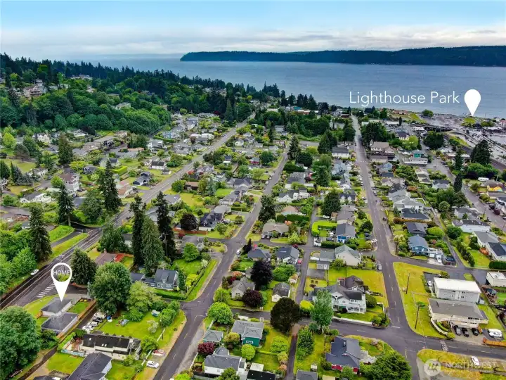 Close to a sandy beaches and nearby Lighthouse Park.