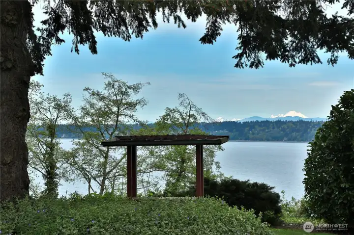 Sweeping views across the water. Situated on 266 ft of high bank waterfront