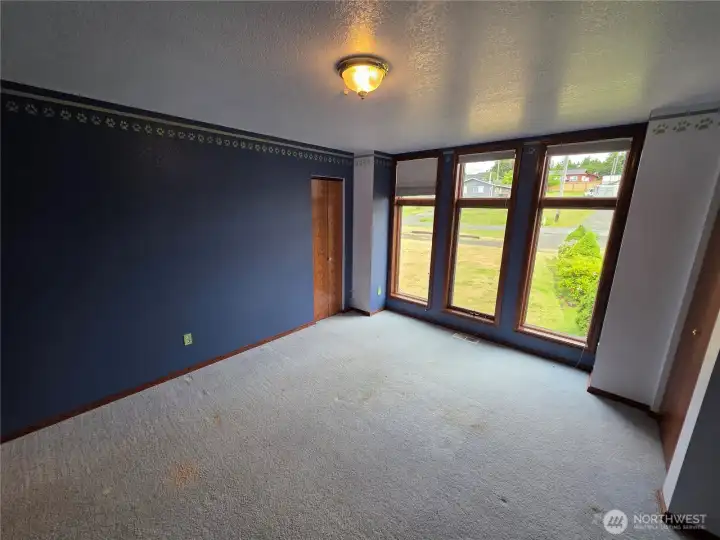 4th of four main floor bedrooms. 4th of four main floor bedrooms.