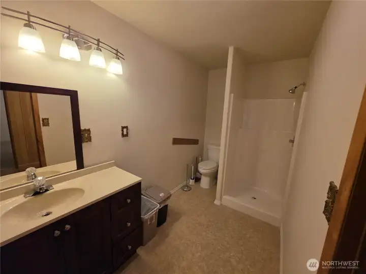 lower 3/4 bath lower 3/4 bath