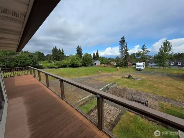Main floor deck with view Main floor deck with view