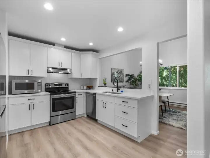 Brand new stainless steel appliances. Brand new stainless steel appliances.