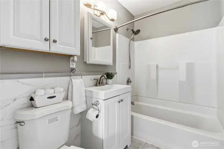 Updated Full Bathroom