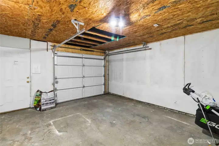 Large Garage Space