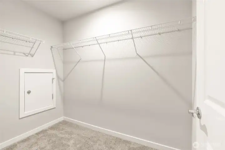 A primary suite walk-in closet to see it all, style with ease, and start your day feeling put together.