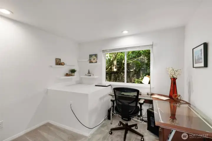 Main level office.