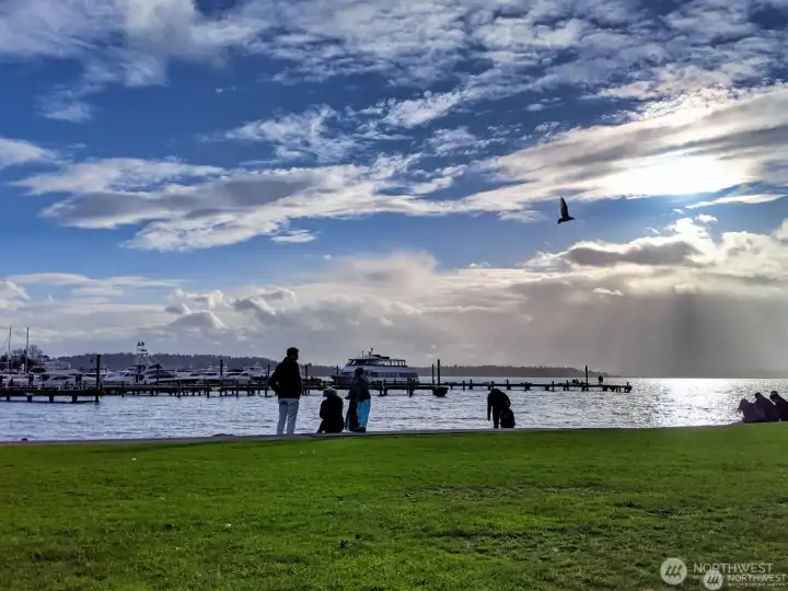 Nearby Beaches & Waterfront Just Minutes Away