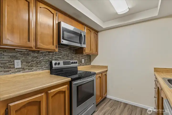 Updated lighting & backsplash.