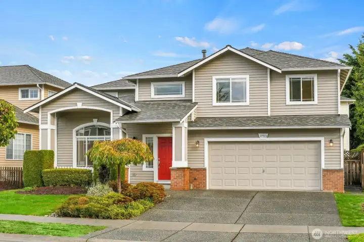 Make this wonderful home YOURS!